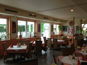 581312_524754767586296_384105234_n